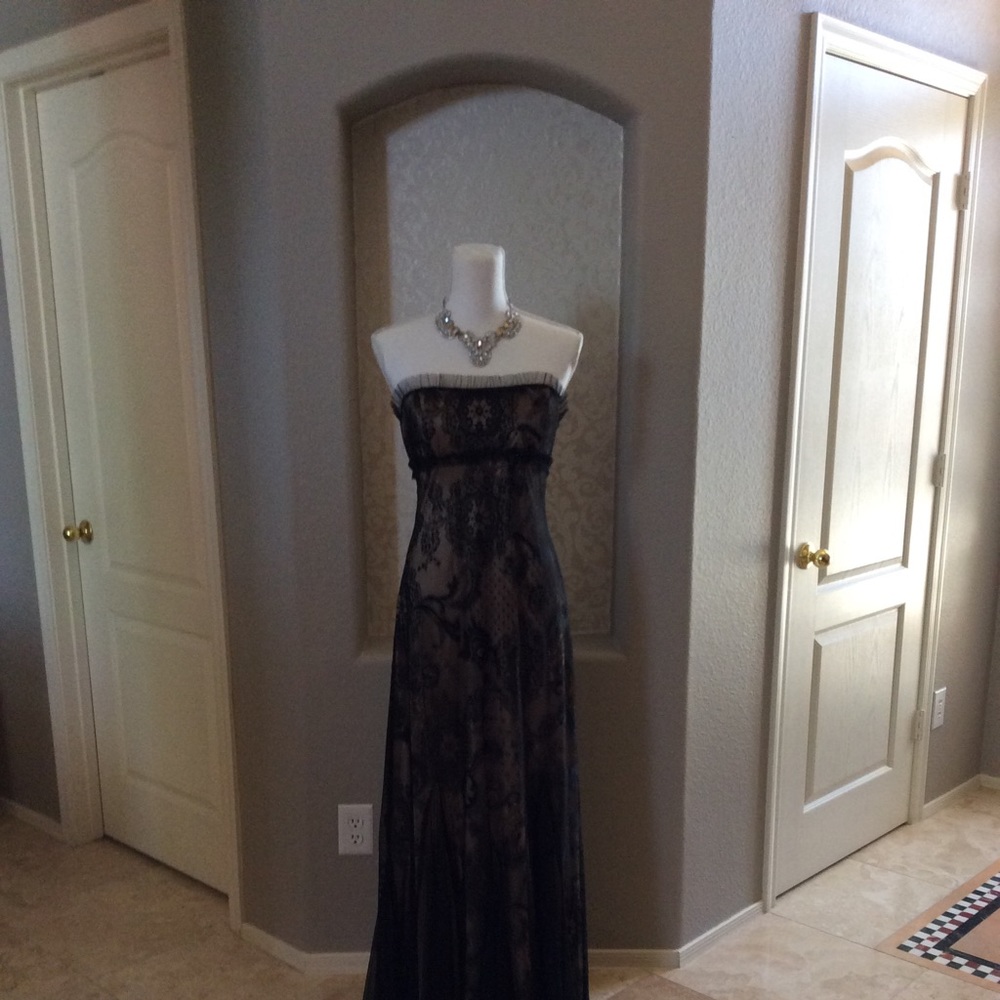 Strapless long gown